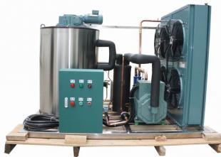 家禽屠宰預冷機高效降溫方案 片冰機的應用與技術優勢